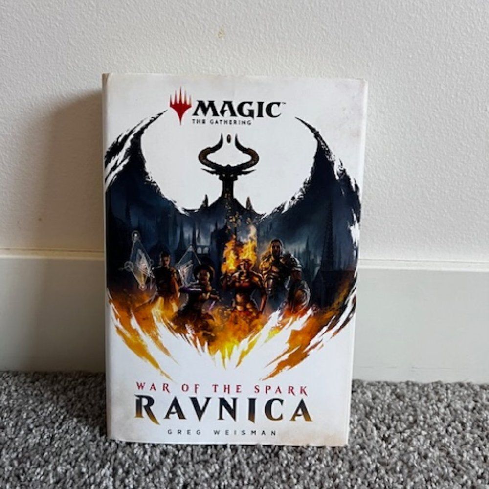 "War of the Spark: Ravnica" (Magic: The Gathering) - Hardcover